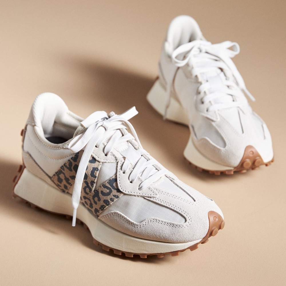 New Balance 327 Sneakers